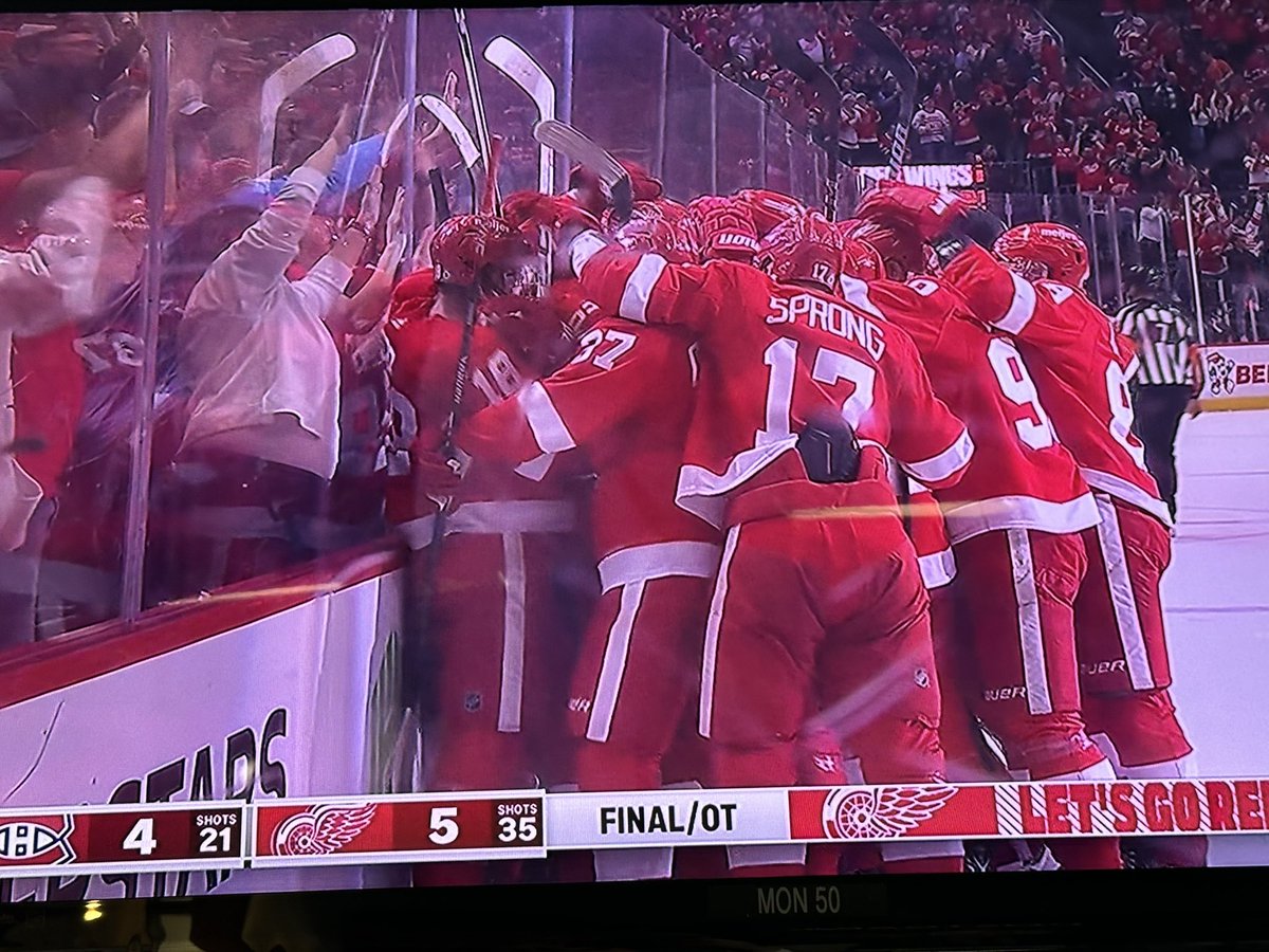 BradGalli's tweet photo. EVERYBODY loves Raymond! 

What a night! Lucas Raymond rips the OT winner and the Red Wings beat the Canadiens, 5-4 https://t.co/9MKh3bjubI