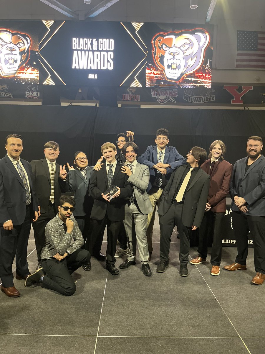 Spectral (@spectral_austin) on Twitter photo Went to the Black and Gold Awards tonight and won Best Leader Award for Oakland University Athletics thank you <a href="/OaklandEsports/">Oakland Esports</a>, my team, and Coach’s for these amazing opportunities throughout the years nothing would’ve been possible without them go Grizzlies 🐻❤️ Went to the Black and Gold Awards tonight and won Best Leader Award for Oakland University Athletics thank you <a href="/OaklandEsports/">Oakland Esports</a>, my team, and Coach’s for these amazing opportunities throughout the years nothing would’ve been possible without them go Grizzlies 🐻❤️