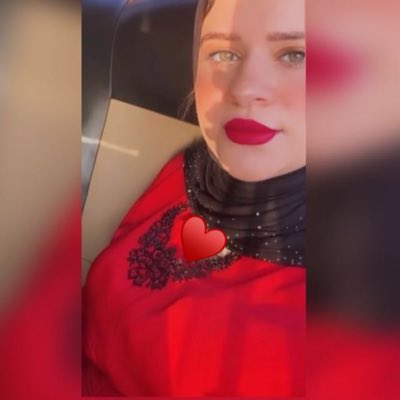 salwasami7's tweet photo. #NewProfilePic https://t.co/0oaF7oOFpo
