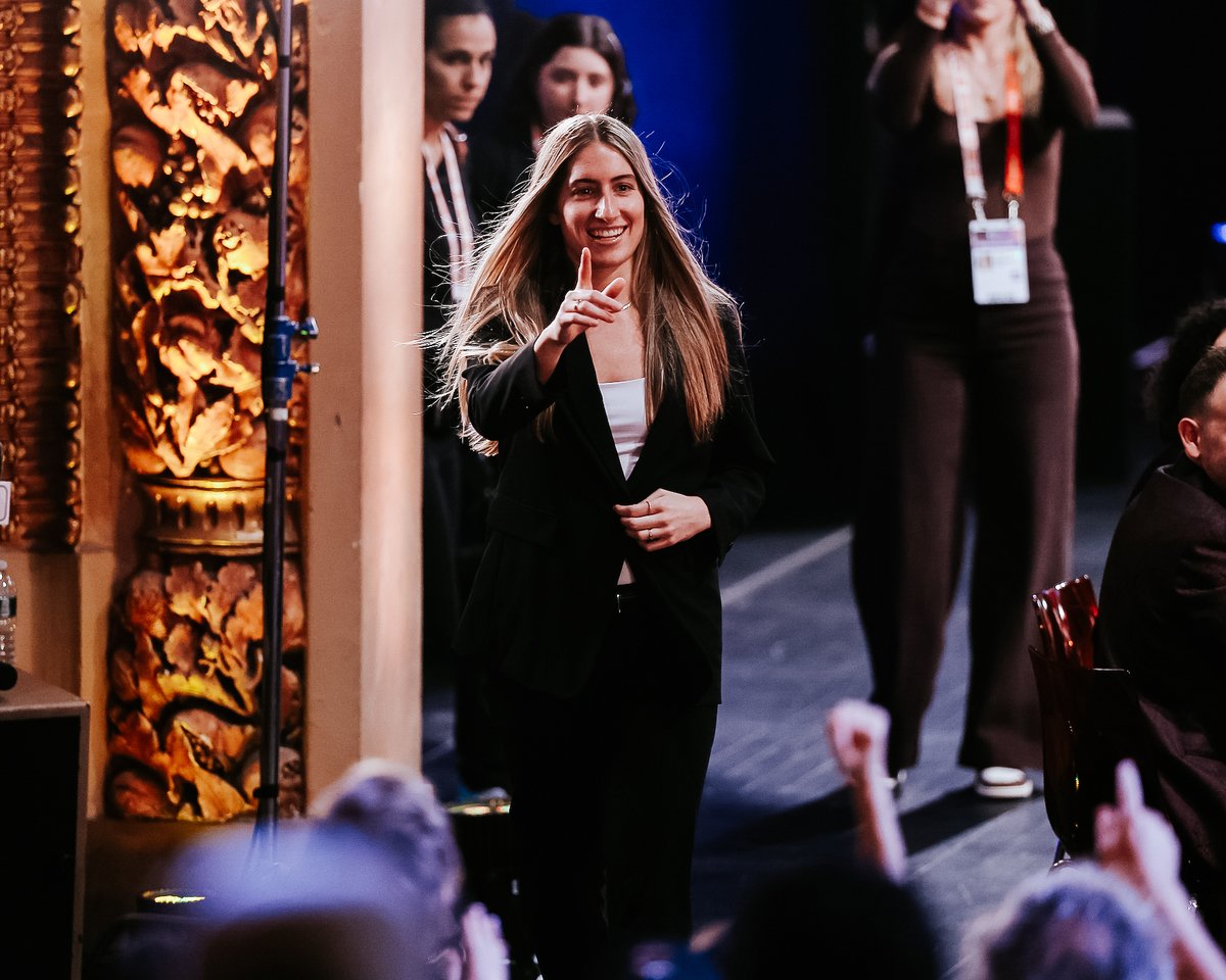 TheIowaHawkeyes's tweet photo. Money Martin is heading to Vegas 🎰🤩

@kate_martin22 x @LVAces 

#WNBADraft https://t.co/lU1UuFl8j8