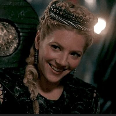 ☬ Lagertha ☬ Katheryn Winnick ☬ 𝑭𝒂𝒏 𝑪𝒍𝒖𝒃 ☬ tweet media