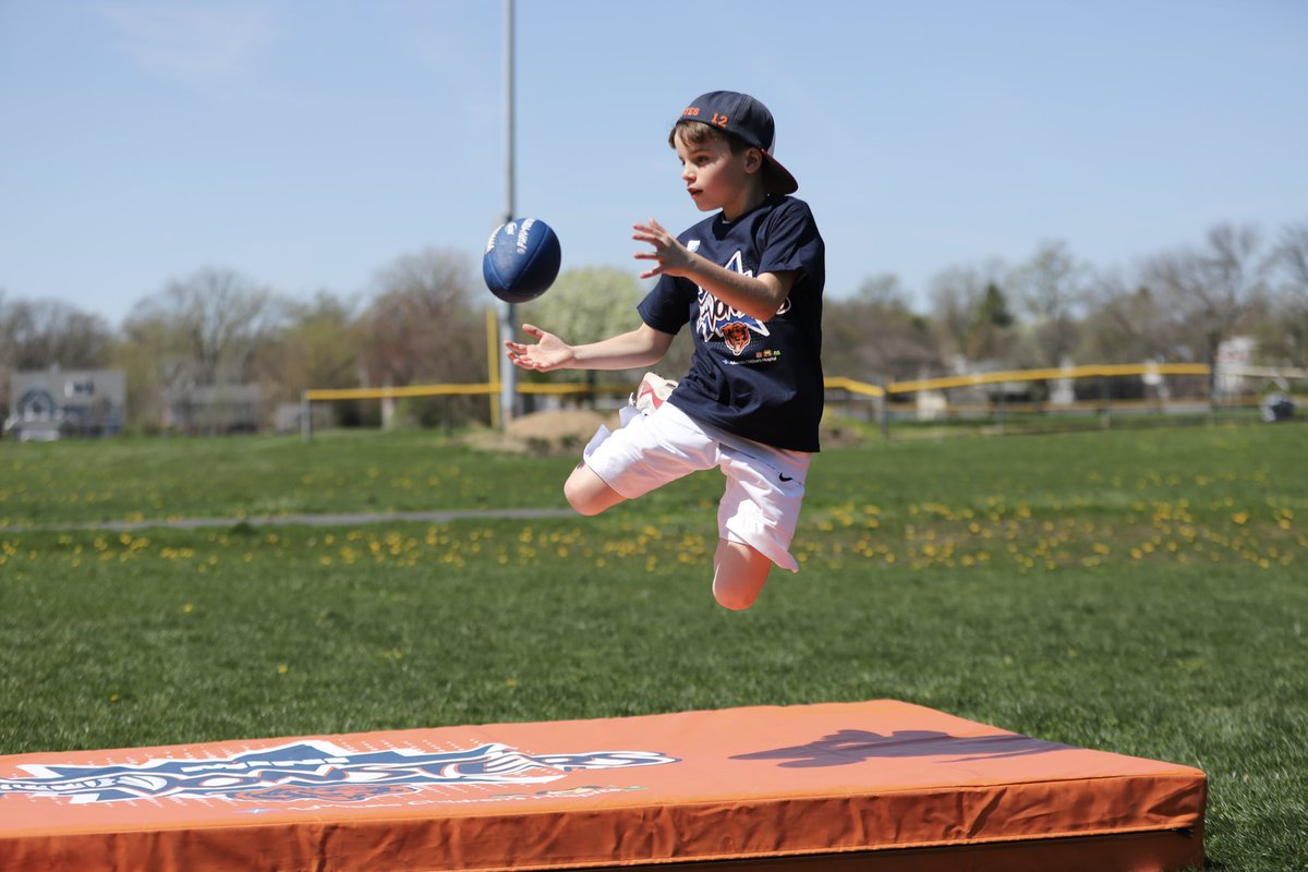 Laura Duffy tweet media