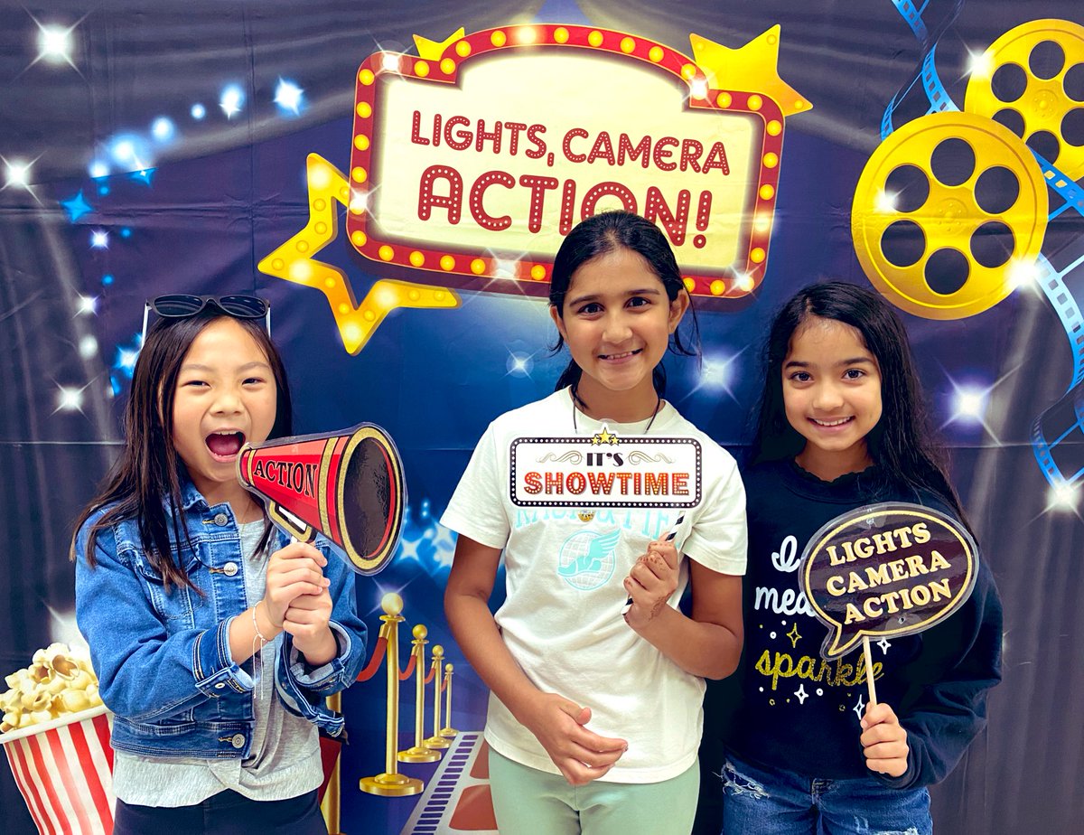 MrsCathyHeimel's tweet photo. Look at these Movie STAARS! They are ready for the test! #Room214 #csethirdgrade #CSEcelebrates @CSE_Chameleons @mrsparsons216 https://t.co/aMPZlh2pkW