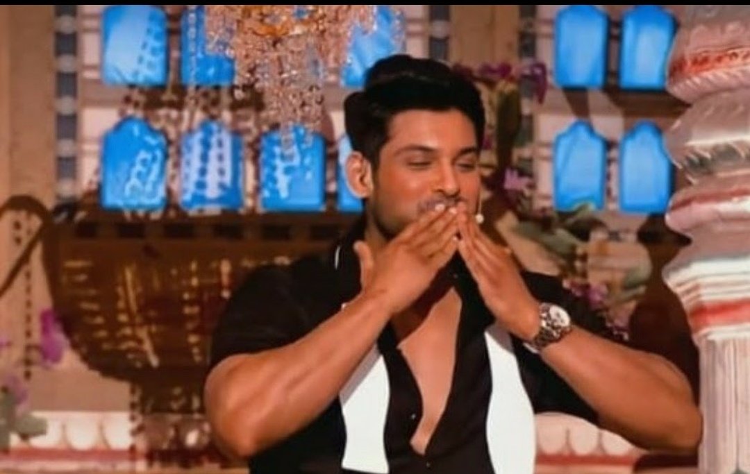 Always choose... To Heal, not to Hurt To Forgive,not to Despise To Preserve,not to Quit To Smile,not to Frown To Love ,not to Hate. Good Morning everyone & My SidBhai 💞💞💞💞💞 #SidharthShukla @sidharth_shukla #सिद्धार्थशुक्ला #SidHearts #SidharthShuklaLivesOn