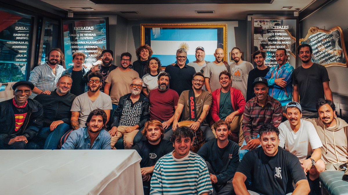 ntvgoficial's tweet photo. Este equipo está concentrando para romperla toda el miércoles en Vélez! Estamos listos para dar el mejor show de nuestras vidas! 🔥🇦🇷🏟️ https://t.co/rn0uUslezz