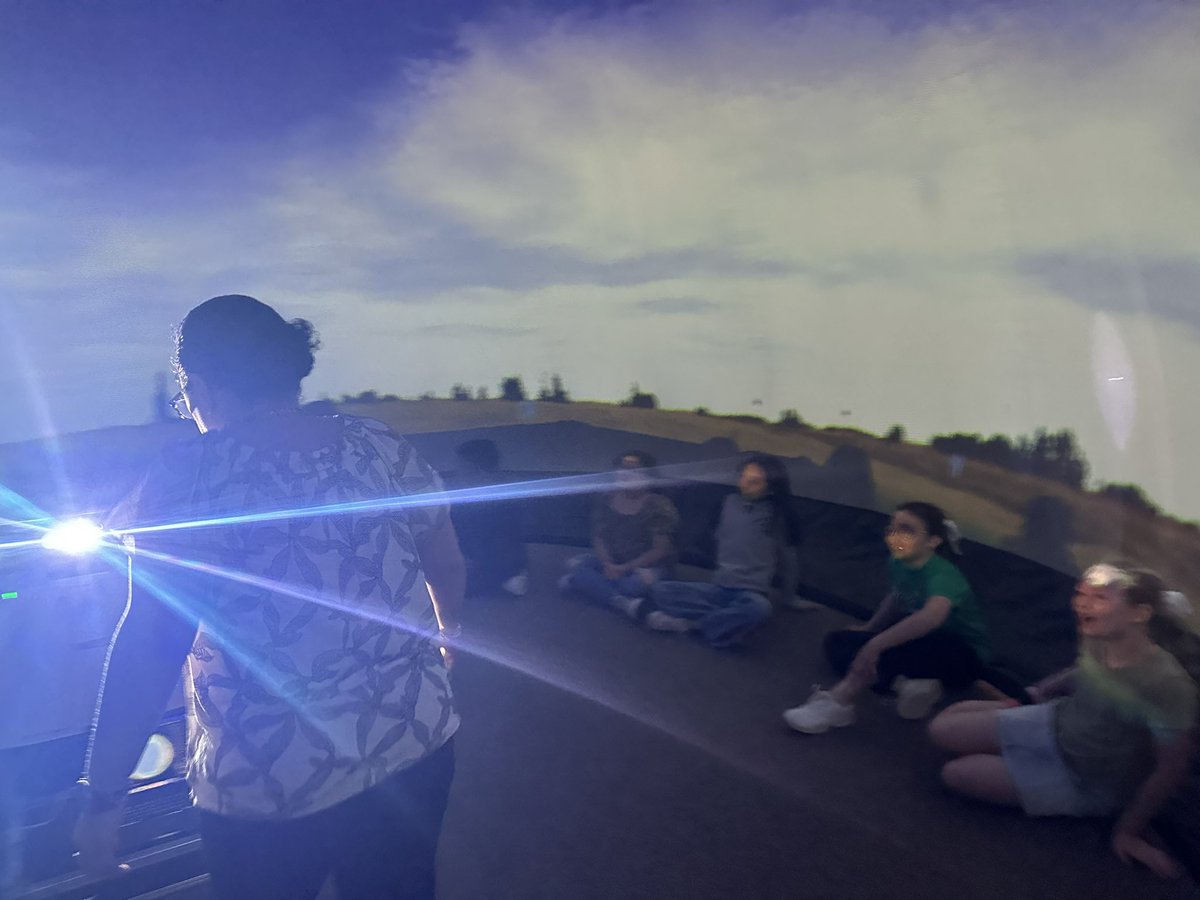 Stephanie Beltran tweet media