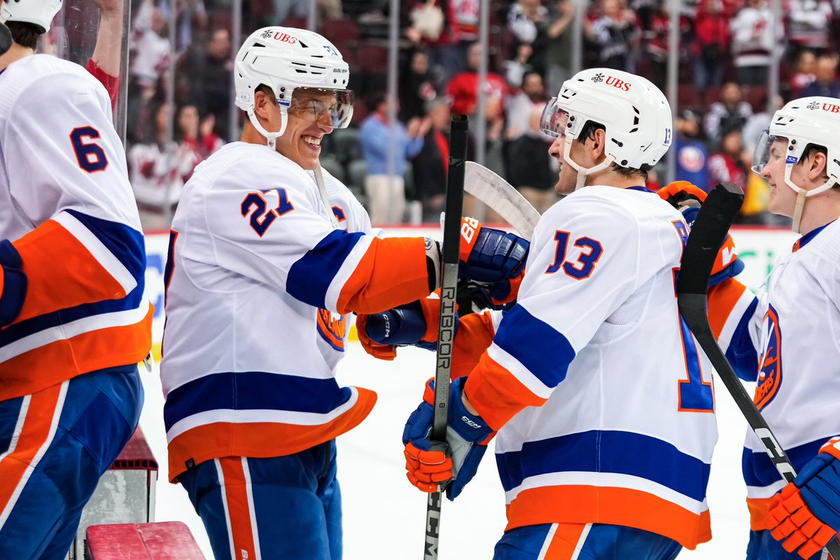 NYIslanders tweet picture