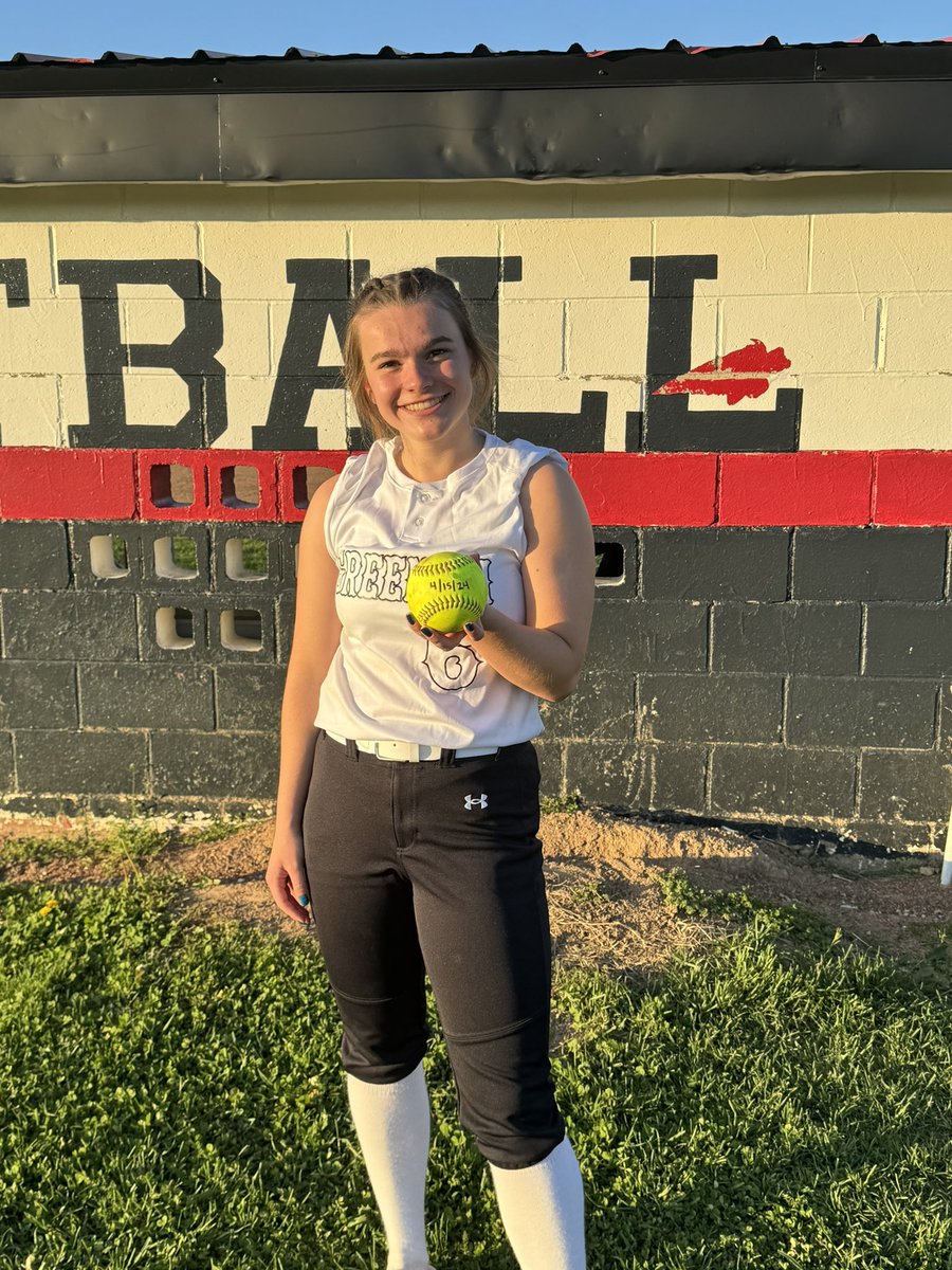 GreenonSB's tweet photo. Way to put up a fight girls. Let’s focus on cleaning up our defense tomorrow.
Player of the Game:
Krislyn L & Allie H
#GoKnights #greenonsb https://t.co/14pXGsMKUG