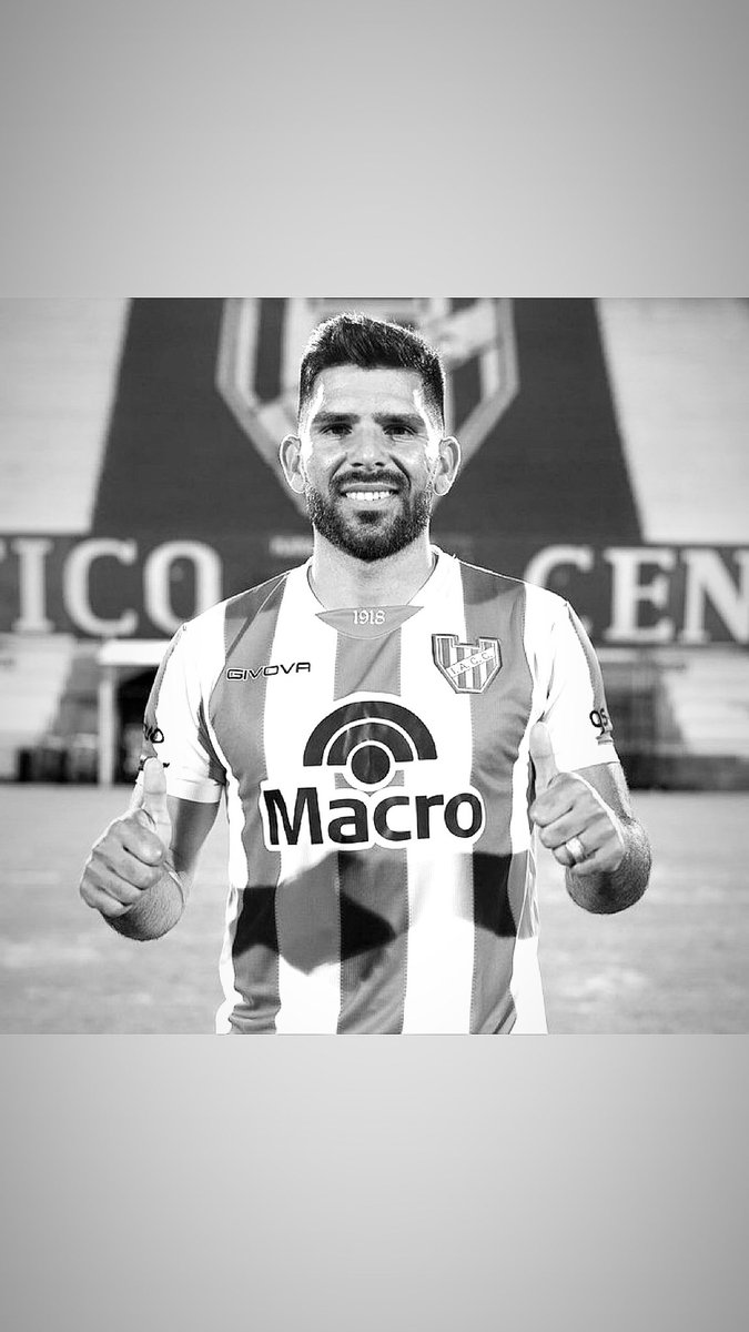 Lautipereyra01's tweet photo. Los 3 equipos de Cordoba quedaron AFUERA de los Cuartos de Final ❌
Que crees que les falto? https://t.co/kt3EeB4hdY