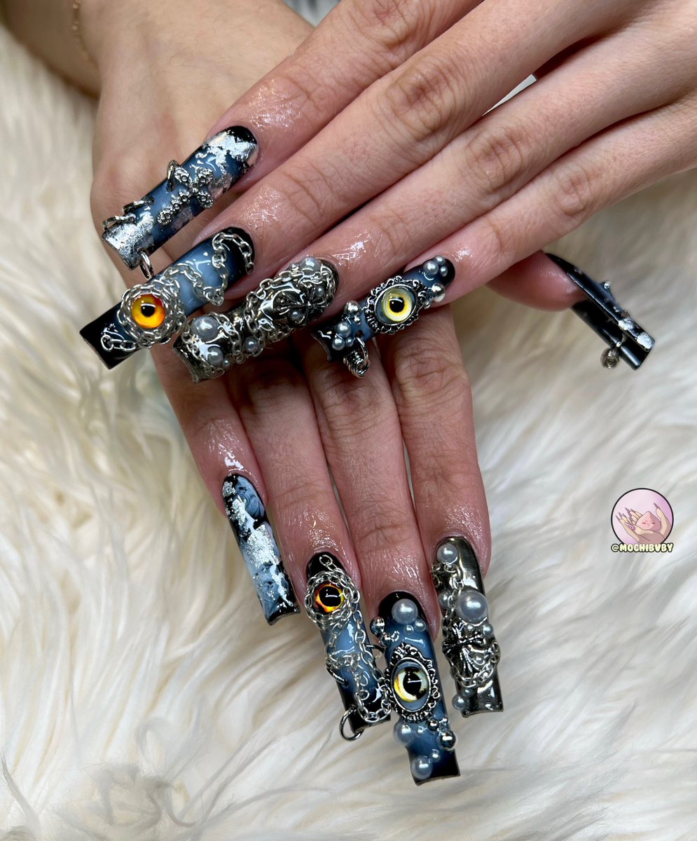 sweetie_potatie's tweet photo. Hi, everyone! I’m a Nail Tech/Artist located in Fort Worth, TX. I practice a wide variety of styles as well as working on Natural Nails. I would love for everyone to RT so I can get a little more love for my business. You can also find &amp; contact me through 
IG @ Mochibvby
Tysm 💕 https://t.co/WrIXnno6H0