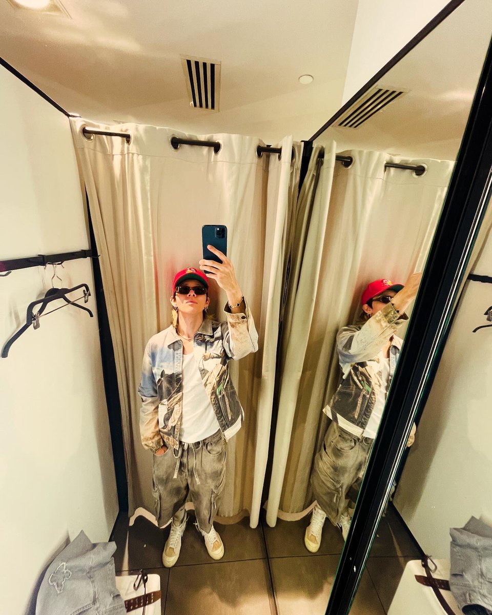 Samuel tweet media