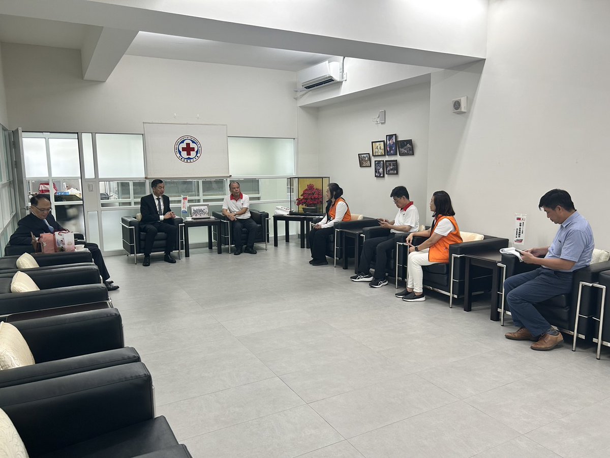This morning, CEO Kang-I Chen and the Secretary of the Department of NGO International Affairs visited the Taiwan Red Cross to explore potential avenues for future collaboration.