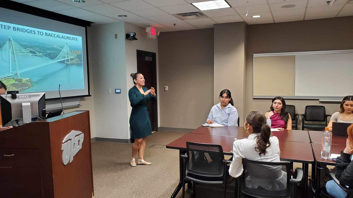 EpccB's tweet photo. Bridges Mentor Symposium 🧫 🧬 🦠 🧠 EPCC Students learned about the amazing biomedical research opportunities offered by the Bridges Program at UTEP. 🧪 🔬 https://t.co/GU7BVXTF8D
