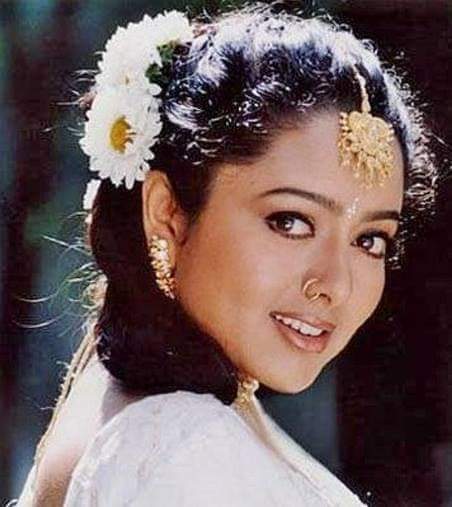 April 17th 

Actress #Soundarya 20th Year #DeathAnniversary