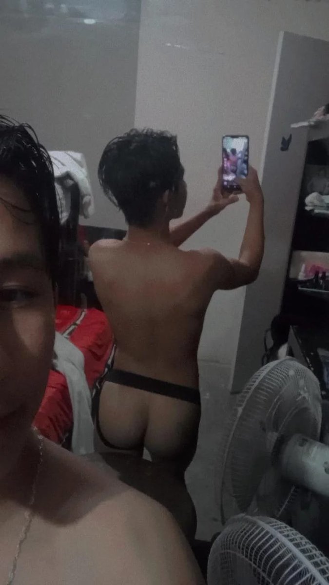 Miranda281206's tweet photo. Saliéndome de bañar 🍑🍆🥰 https://t.co/coETulEa0S