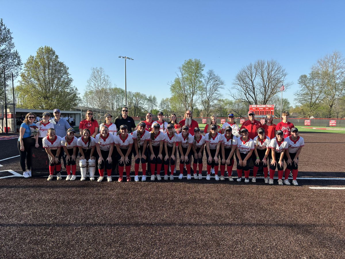 CG Trojan Softball (@centergrovesb) on Twitter photo Proud and thankful for these young ladies and their families!
<a href="/janda_riley/">Riley Janda</a> <a href="/HannahHaberstro/">Hannah Haberstroh</a> <a href="/Riley_Henson21/">Riley Henson</a> <a href="/kynadee_warner/">kynadee</a>
To all those that came to support, thank you ❤️ Proud and thankful for these young ladies and their families!
<a href="/janda_riley/">Riley Janda</a> <a href="/HannahHaberstro/">Hannah Haberstroh</a> <a href="/Riley_Henson21/">Riley Henson</a> <a href="/kynadee_warner/">kynadee</a>
To all those that came to support, thank you ❤️