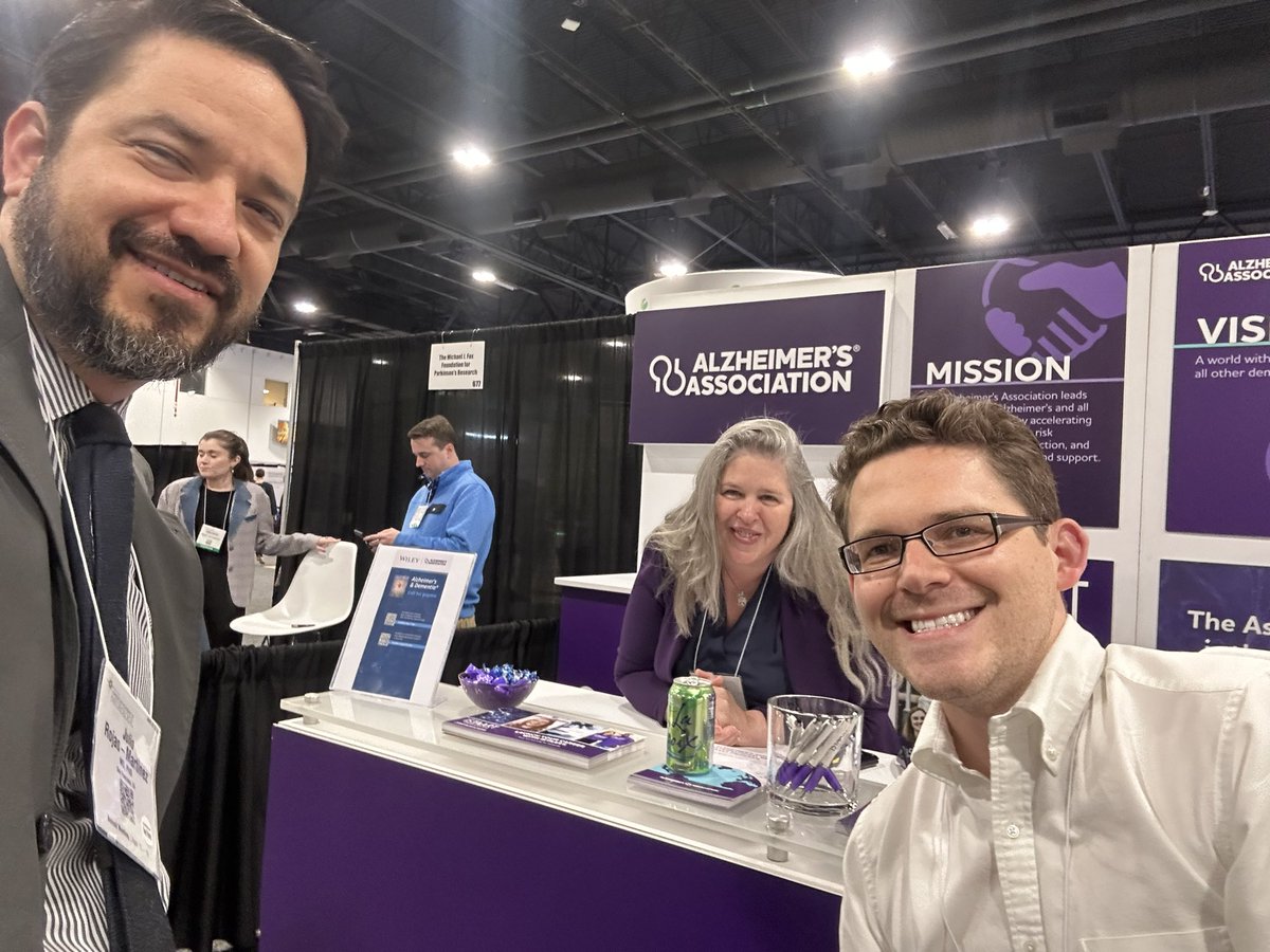 JulioCRojas10's tweet photo. Always an honor to meet the most influential disease advocacy groups for neurodegenerative diseases on the planet. Thank you for your work 🙏🏼
#AAN2024 
@CurePSP 
@AFTDHope 
@alzassociation https://t.co/9JK7EEEDOw