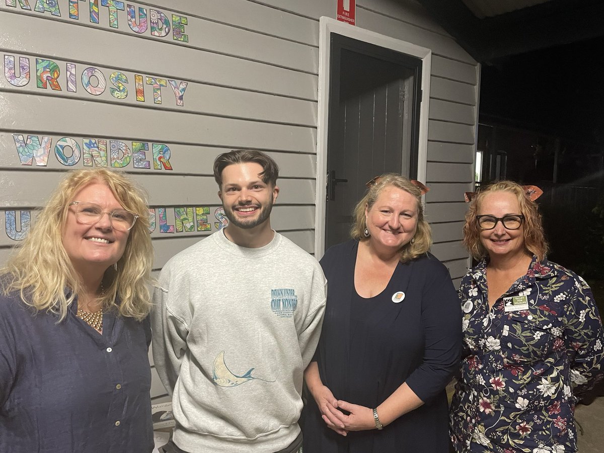 Kelly Deakin tweet media