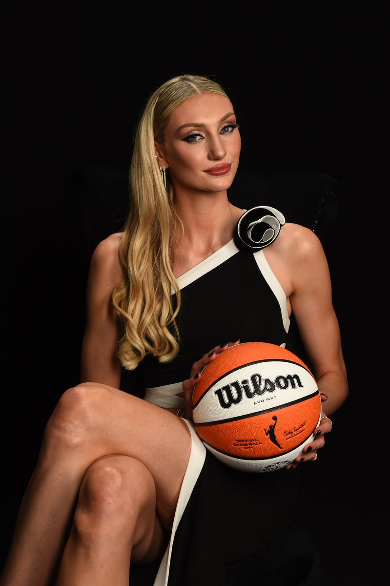WNBA tweet media