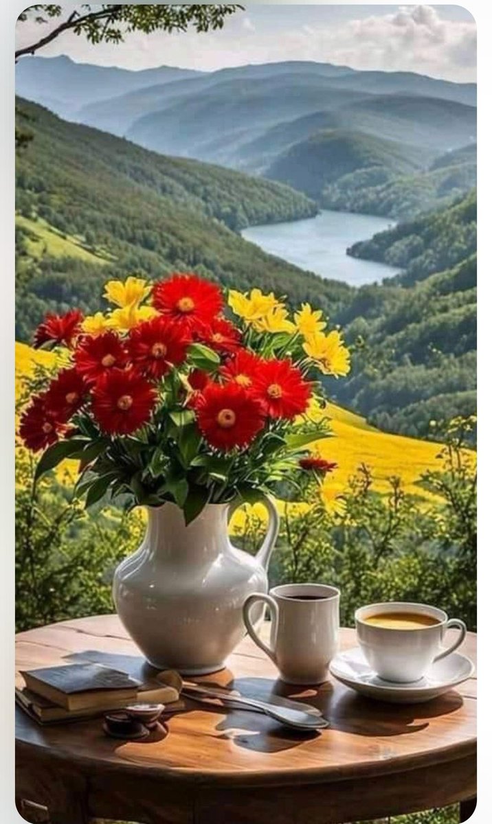 ........ 
'Ümidimi Kaybetmiyorum, Yarın ; Allah'ındır... 
Dilerse Hayatımı Bir
Anda, Bin Hayr İle Süsler...!!! 🤲

#Günaydın ☀
Hayırlı Sabahlar ☕🍫🌹🙋‍♀️