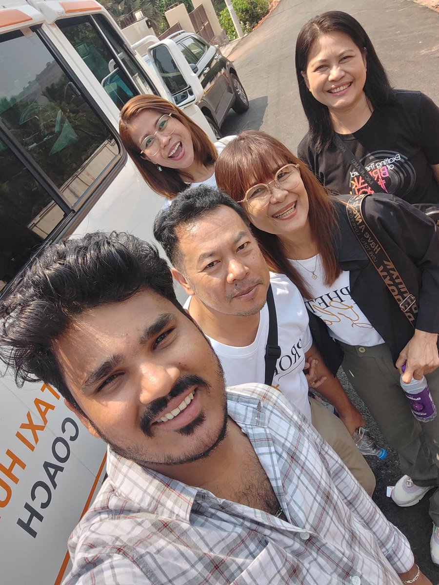 A big shoutout to the amazing Thailand Team for choosing Vizag Taxi Hub for their recent 5-day adventure in Visakhapatnam! 

#travel #india #thailand #instatravel #travelgram #explore #adventure #vacation #tourism #incredibleindia #visakhapatnam #vizag #arakuvalley #araku