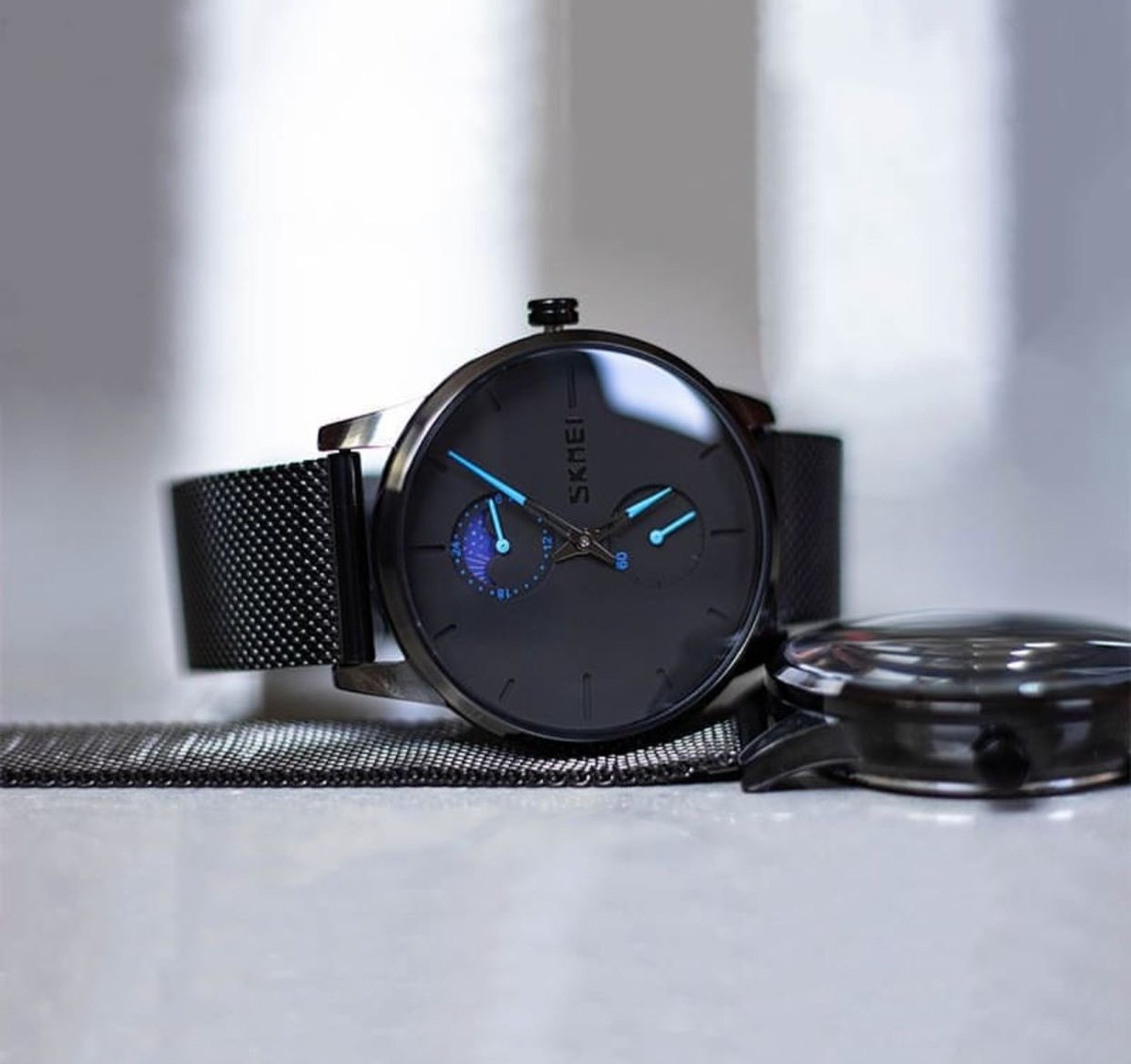 dylanantonyy's tweet photo. 🔥💥NEW SKMEI MODEL 9208 *KES 4,550🔥💥

🎩Adjustable mesh strap
🎩Moon phase function
🎩Water resistant

📌RASUMAL HOUSE 4th floor 07📌 https://t.co/Mzm7gi2SJD