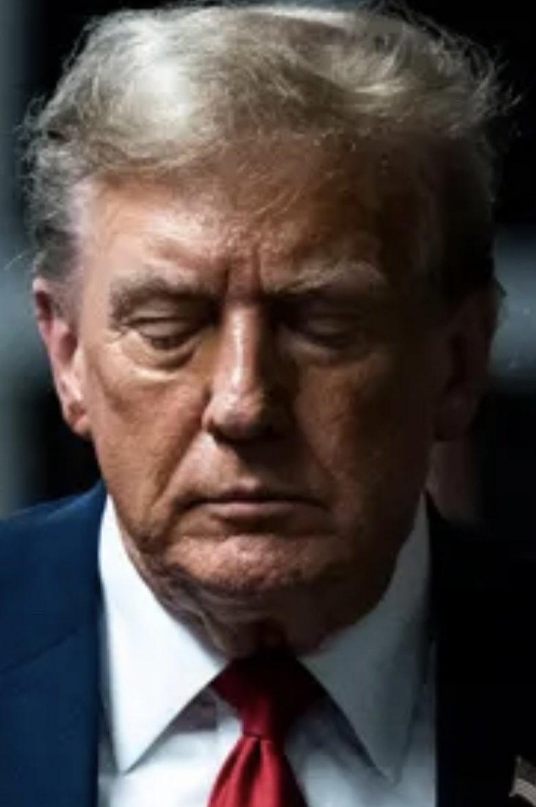 Donnie boy was seen with bags under his eyes & not looking well. He could not seem to stay awake in the courtroom today & was seen nodding off several times! The life of lies, cheating, corruption, crime & snorting too much Adderall is taking its toll. #DonSnoreleone #SleepyDon