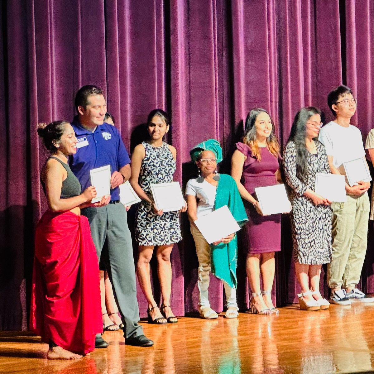 Dr. Gaurav Jha (he/him) (@ksudigitalag) on Twitter photo Shoutout to <a href="/nishadiniwasana/">Nishadini Widanagamage</a> on receiving K-State Alumni Association International Scholarship. Thank you for all you do for our team. Cheers! 😊 Shoutout to <a href="/nishadiniwasana/">Nishadini Widanagamage</a> on receiving K-State Alumni Association International Scholarship. Thank you for all you do for our team. Cheers! 😊