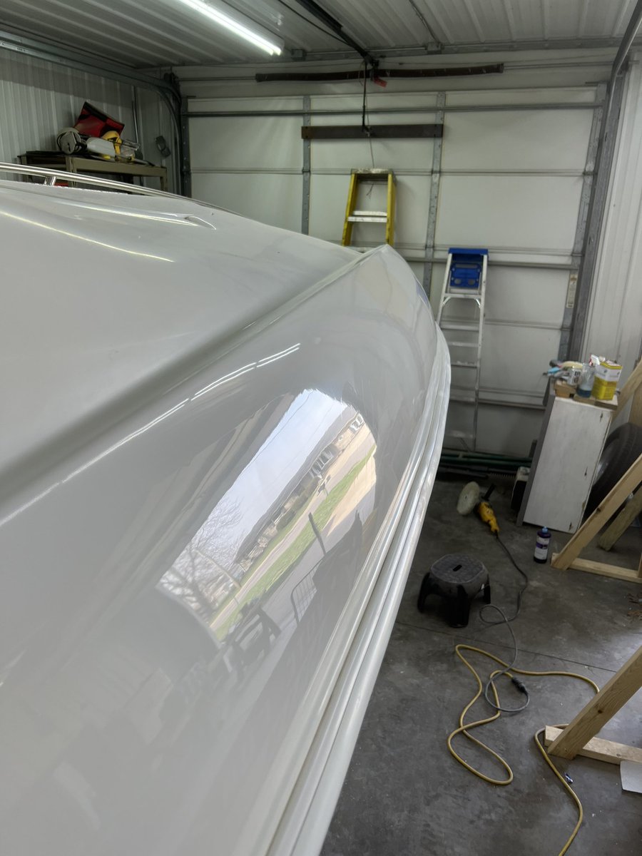 AlexisDeanne1's tweet photo. Also I finally finished buffing &amp; polishing my first big boat 🥳 https://t.co/pV1snPnHbH
