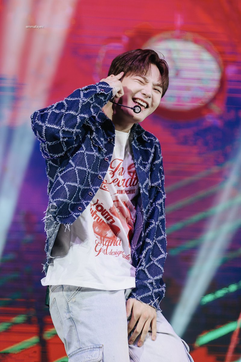 emmafayev's tweet photo. 240410 β NXD Kang Daehyun κ°λν, ONEUS 2nd World Tour 'La Dolce Vita' in Los Angeles
#NXD #NeXtiDentity #NXD_JUMP #OneusinUS #OneusinLA #La_Dolce_Vita #OneusWorldTour https://t.co/Rt5FkBxn9c
