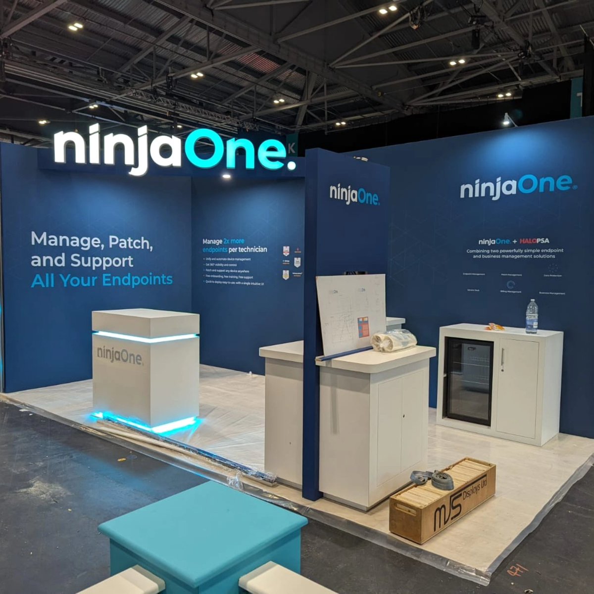 mjs displays 2.0 tweet media