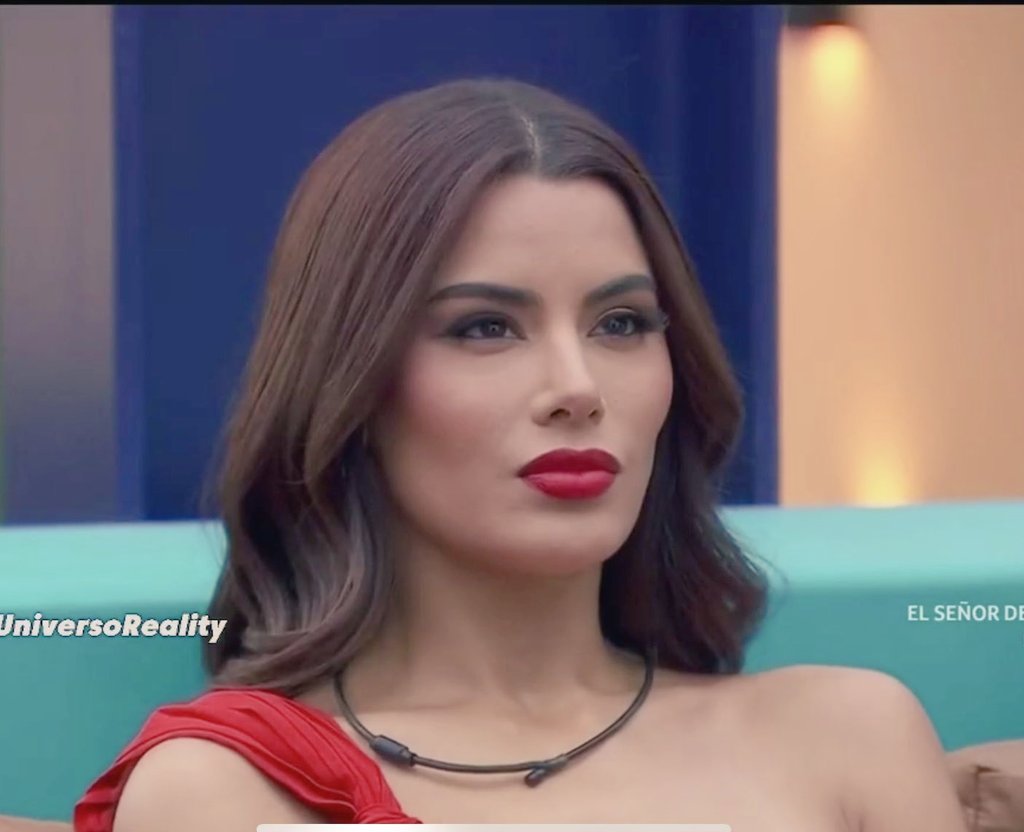 tintinq15's tweet photo. Repitamos todos: 

A ariadna no la eliminaron, la silenciaron sólo por alzar su voz contra el maltrato hacia la mujer. 

#LCDLF4 https://t.co/Q93vnwgGQU