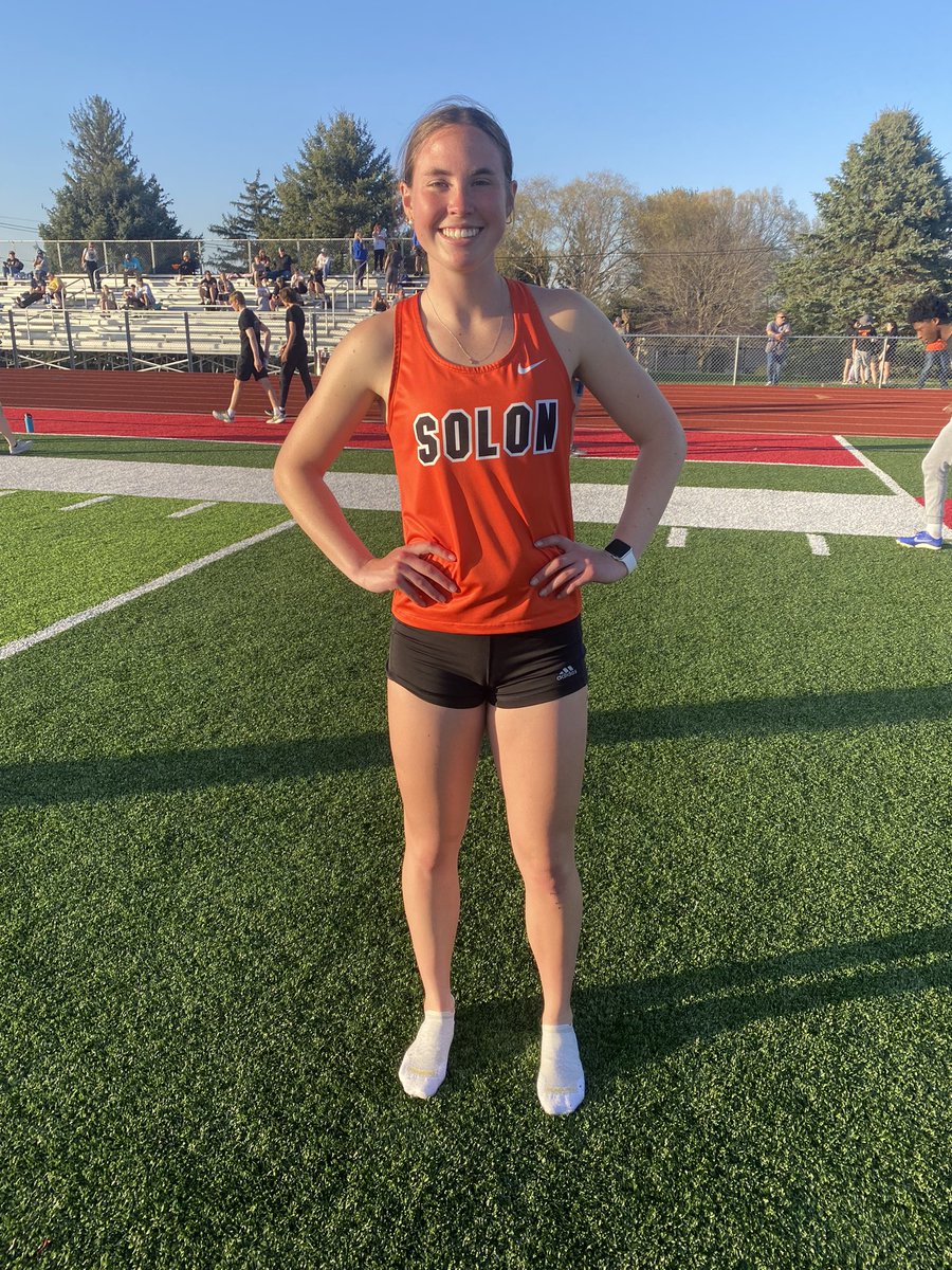 Gracie Federspiel with the Blue Standard in the 400 with a time of 57.74!!🏃‍♀️#BlueOvalBound