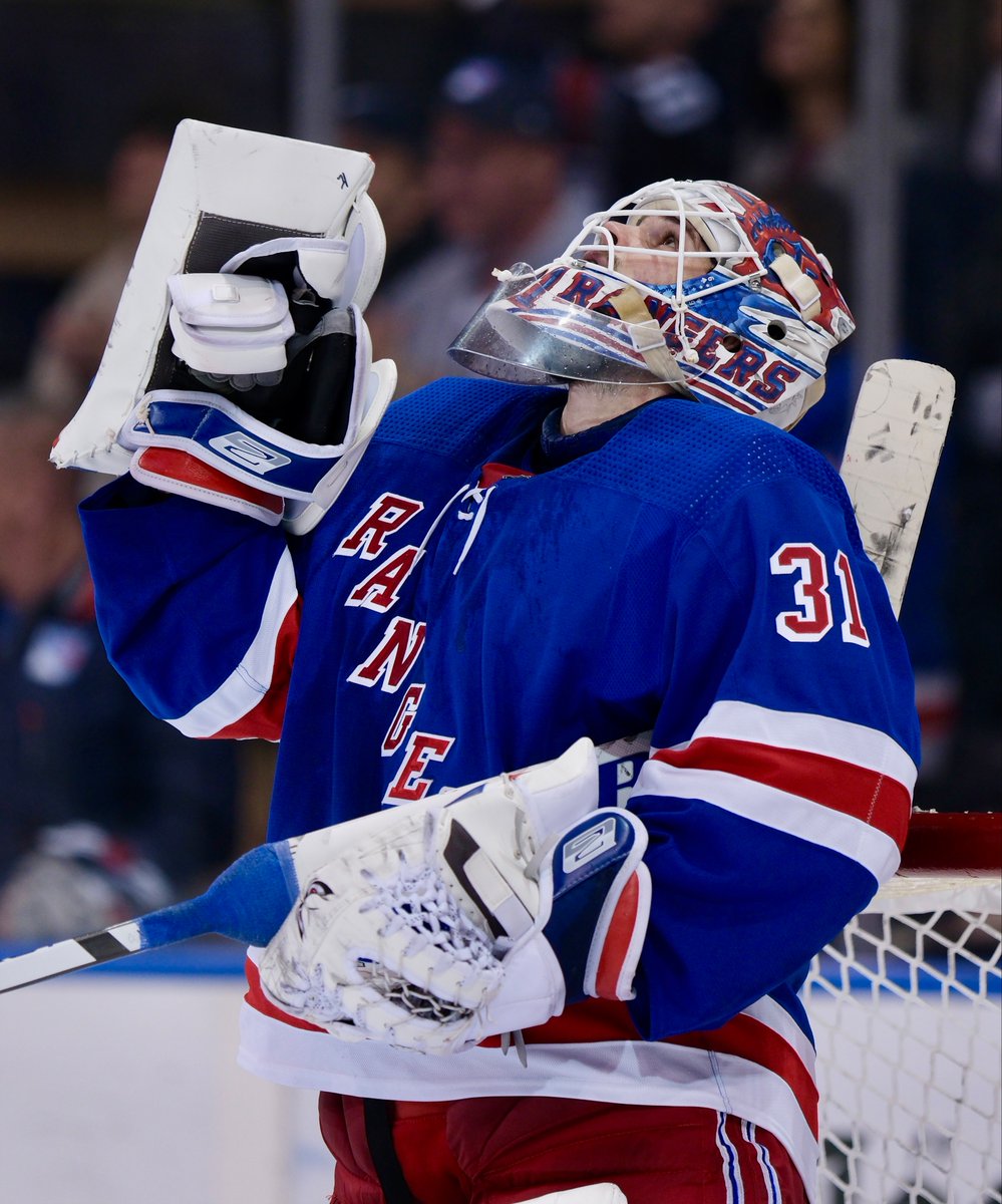 NHL's tweet photo. 55 burgers, 55 fries... 55 wins! 🫡

With their 55th win tonight, the @NYRangers set a franchise record for points in a single season with 114! https://t.co/ZDyX7VbeKX