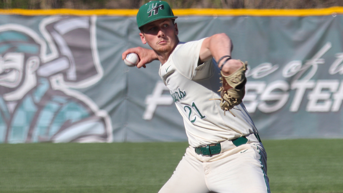 BSB: HU wraps up Grace series with two wins huathletics.com/x/3gqgo