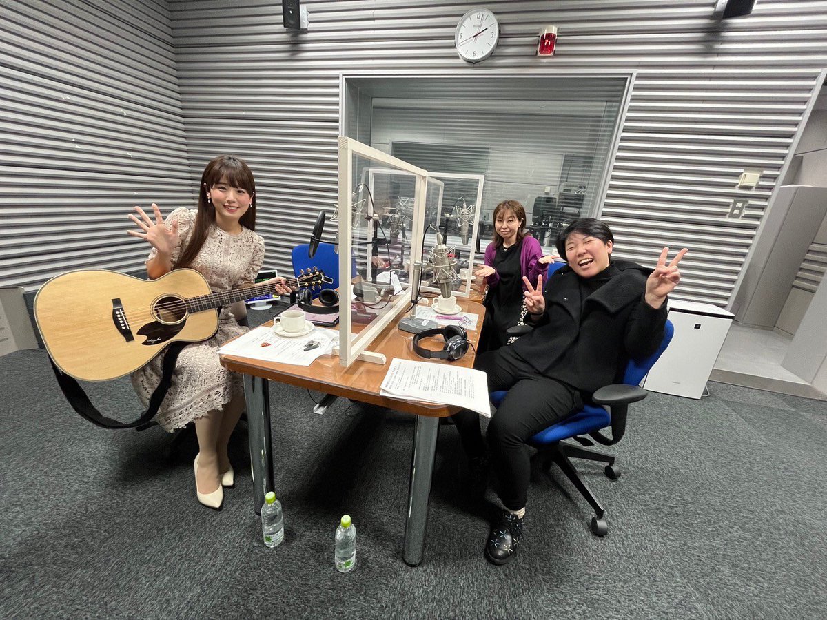 ta_ka_ko310's tweet photo. 📻YBCラジオ
ゲツキンラジオぱんぱかぱーん
🌳人to木🌲4月のお客様
⏰4月16日(火)15時40分
☕️カフェひとときでお待ちしています
#上村さや香
#坂口愛彩
#円谷優希
#YBCラジオ
#火曜ラジぱん
#人to木 https://t.co/RI0dD6lkHX