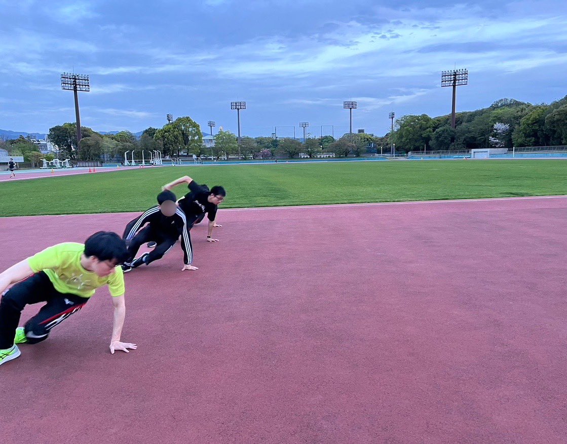 nmuTandF's tweet photo. 陸上部です🏃‍♂️💨

昨日の勧誘は5人の新入生が参加してくれました！🫶
ありがとうございました��

そして長距離希望の2人が入部してくれました👏✨

勧誘期間は終わりましたがまだまだ見学・体験募集しています！！
月水金の17時〜活動しているので少しでも興味のある方はぜひ来てください！🤍 https://t.co/wI7lJT8rWb