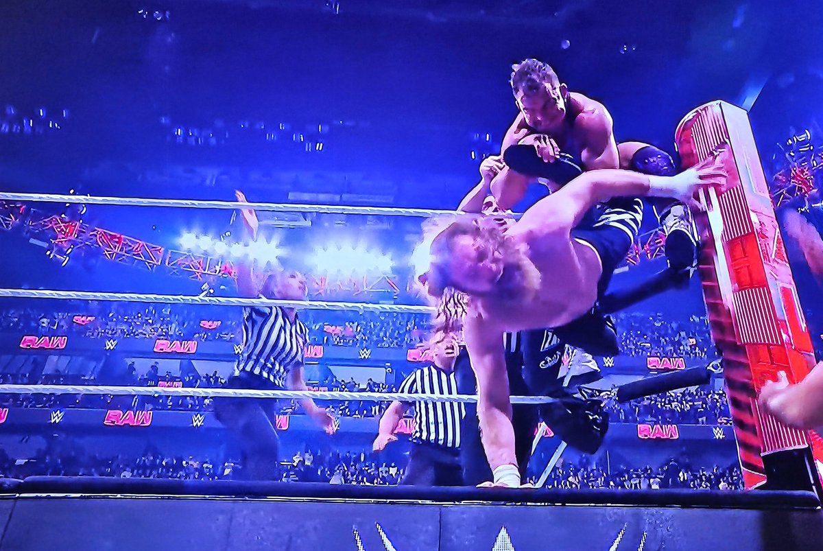 CCPodOfficial's tweet photo. #WWERaw ##wrestleUNIVERSE ##wrestling #thecurtaincallpodcast @SamiZayn @WWEGable
#Athankyou!! I guess?? https://t.co/FfwVbYp2KG