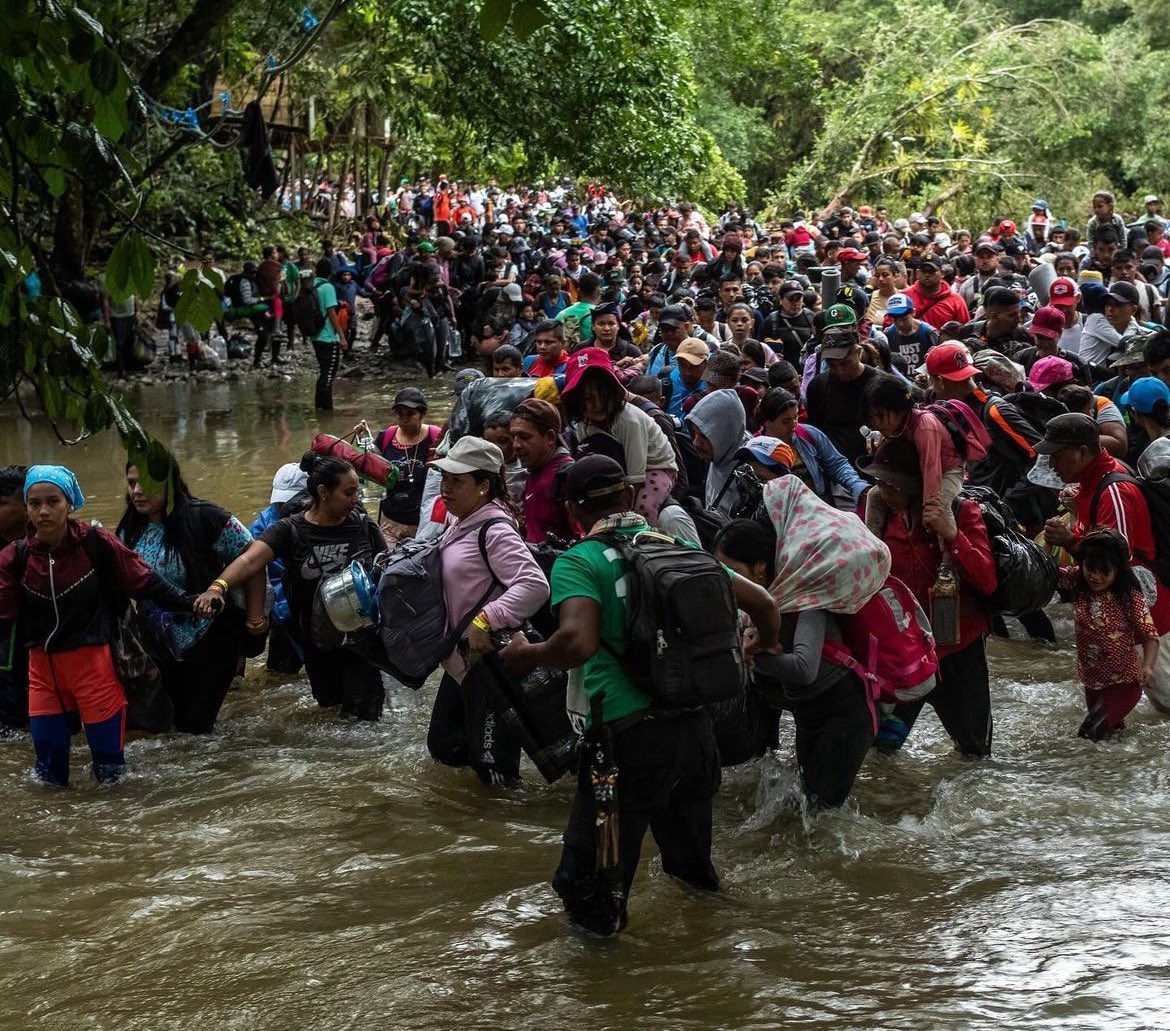 El Partido Comunista chileno apoya incondicionalmente a la dictadura que provocó el éxodo de más de 7 millones de venezolanos.