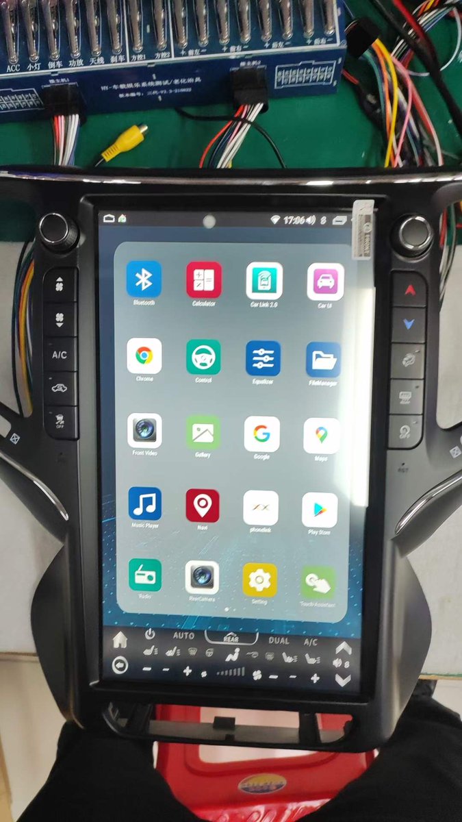 Jeep Cherokee 13.6 inch 8 core 4+64 carplay DSP 4G version #carnavigation #carandroidsystems #carrefitelectronicdevices