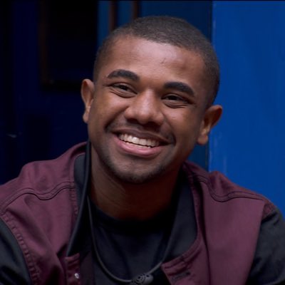 Qgdasfadas's tweet photo. #NovaFotoDePerfil https://t.co/2par3P2knr