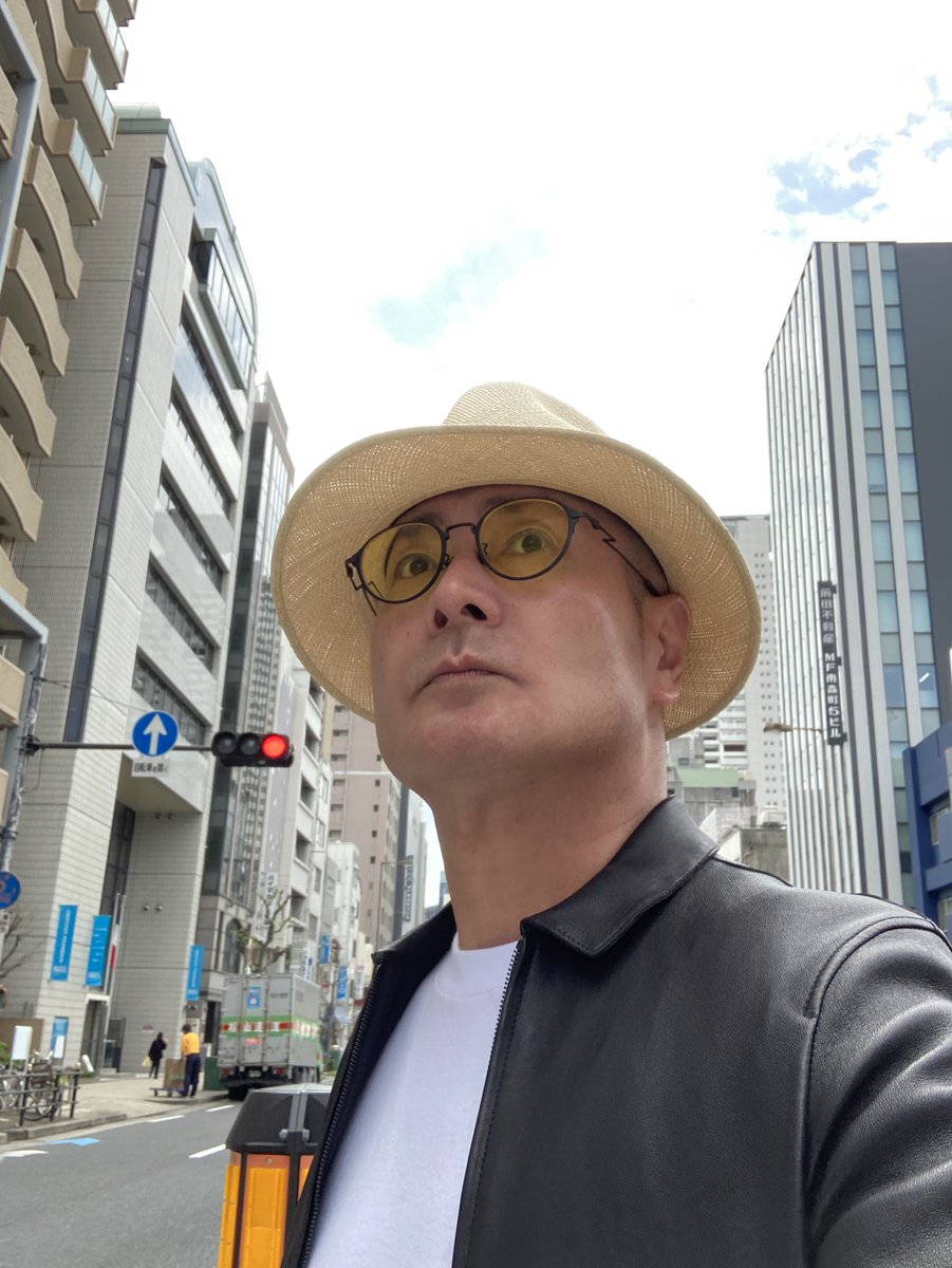 一昨年ぐらいから #山本耀司 さんの影響でハットを被りだして気がつけば、また #Panama Hatを新調した…俺は凝り性だからこれで #borsalino #yohjiyamamoto の帽子は12個目でまだまだ増えそう。。。