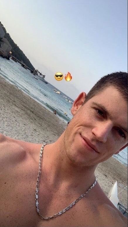 MGL17__'s tweet photo. Día de playa https://t.co/DCqwU1vX6A