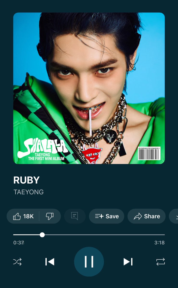 afrkml's tweet image. Penyanyi tuh ga harus yg jago belting tinggi2, tp justru yg bisa deliver lagunya in a such exact and perfect emotion, dialah penyanyi yg paling aku suka

Taeyong bukan main vokalis, tapi lagu ini bikin aku nangis padahal aku gatau artinya 😭🙏🏻

Cara dia nyanyi tuh sedih banget 💔
