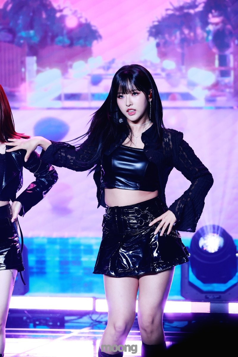 240415 뱅🖤
#루셈블 #loossemble
#혜주 #hyeju