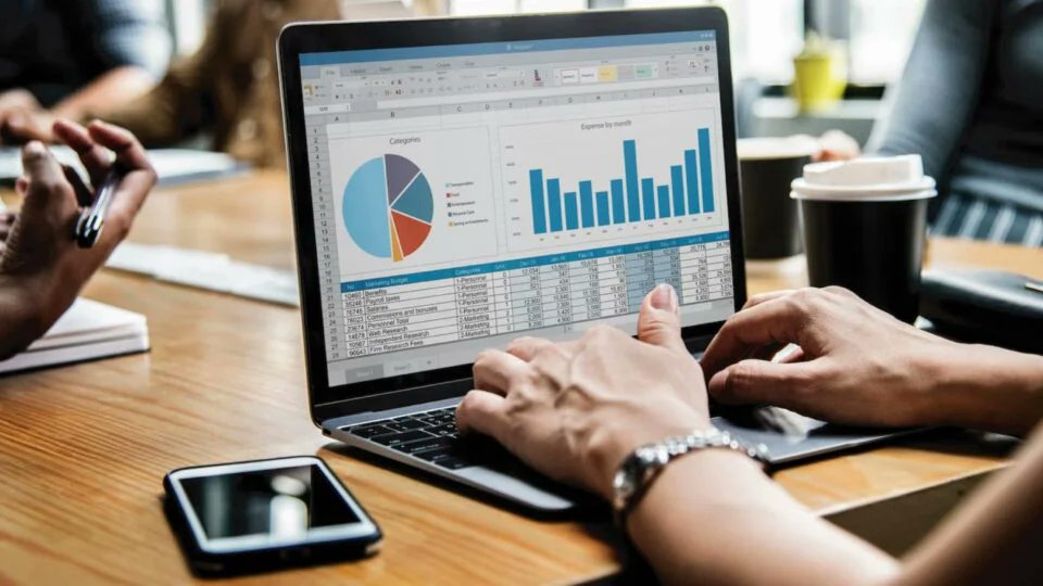 AITechpark's tweet image. Earning a certification in data science courses and programs is an excellent way to kickstart your career in data science and stand out from the competition.
ai-techpark.com/top-5-data-sci…
#datascience #datasciencecertifications #itindustry #dataanalysis #machinelearning