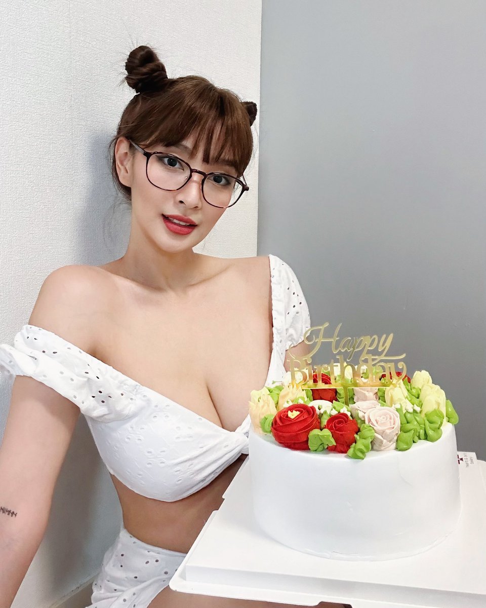 Ann B. Mateo tweet media