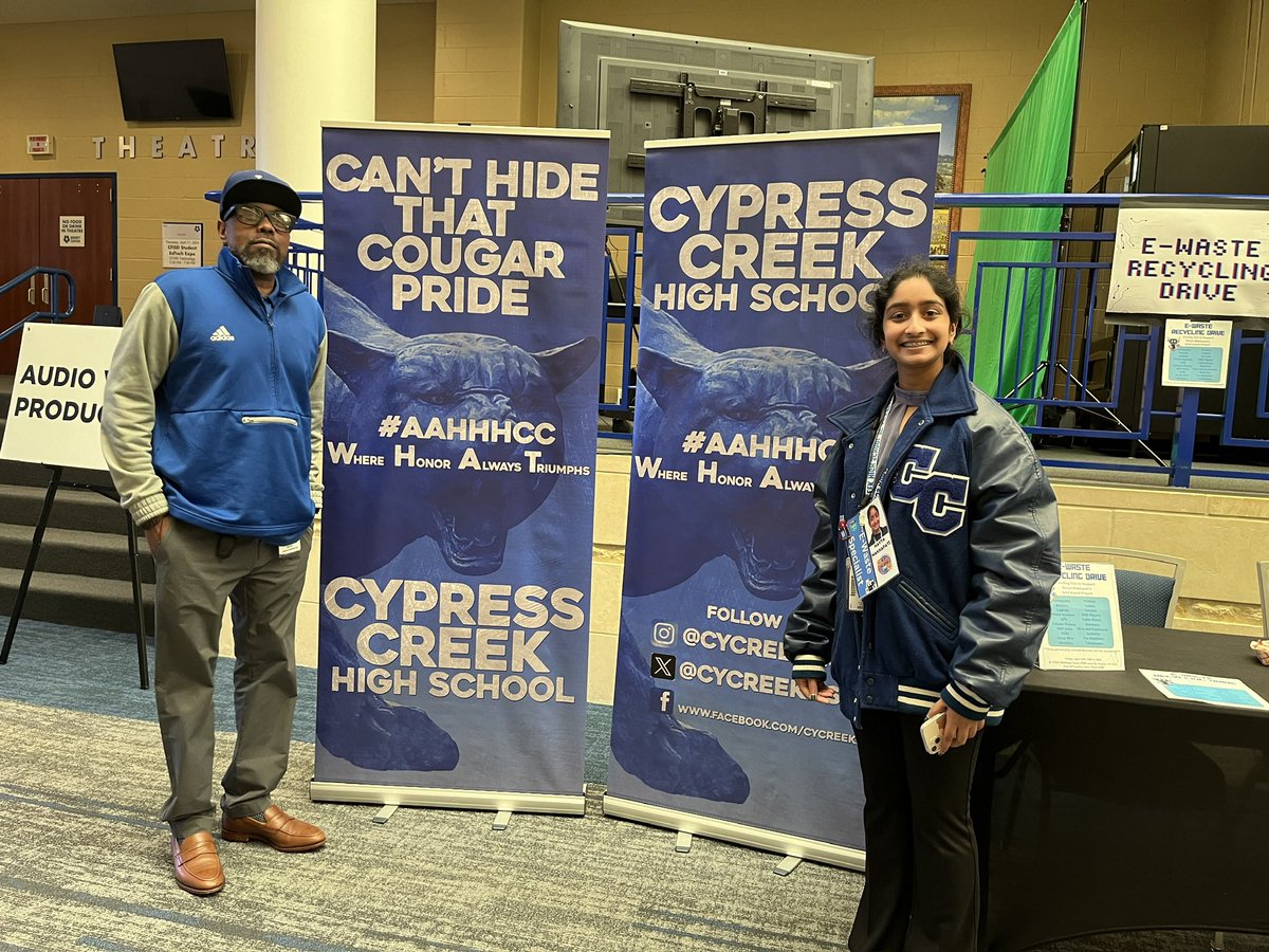 conniewood2018's tweet photo. So proud of @cycreekhs ‘s Navya Makkapati for showcasing her E-Waste initiative for the @CyFairISD @CyFairEdTech #edtechexpo. Thank you @maclle for the amazing posters and all of your support! Thank you @justinrayforTX for attending one of our biggest student showcases!🖥️🖥️ https://t.co/r1VIbqoIbQ