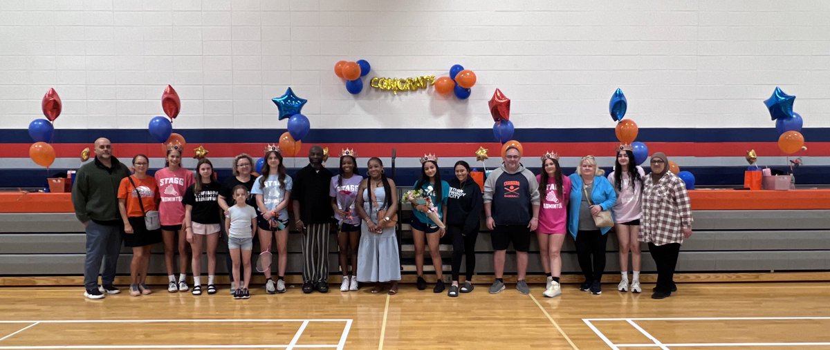AASBADMINTON's tweet photo. Congratulations to these 6 seniors. What a great night celebrating Ameli, Evelyn, Yohali, Marwa,Eve and Sara.  Stagg also beat Riverside Brookfield. Congrats ladies. https://t.co/LX9UdzKZou
