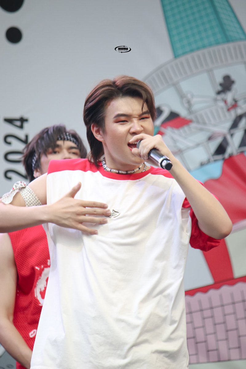 ขอขอบคุณทาง #SamyanWaterStreet2024 มากๆ ค่ะ ที่ให้โอกาสน้องโม่ได้ไปร่วมสร้างรอยยิ้มเสียงหัวเราะและความสนุกภายในงานวันนี้ enjoy มากๆ เลยค่ะ สุขสันต์วันปีใหม่ไทยค่ะ🙇‍♀️

ขอบคุณทุกคนที่มาหาน้องในงานนี้นะคะ อนาคตข้างหน้า ฝากทุกคนติดตามและซัพพอร์ตน้องต่อไปนะคะ🤍

#FESSTA
#MOMO_FESSTA